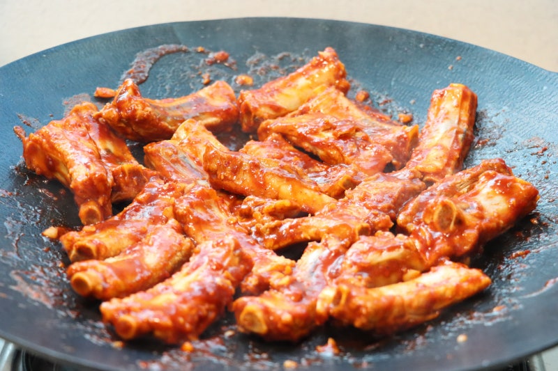 양념치킨소스 돼지 등갈비구이 등갈비 요리 레시피