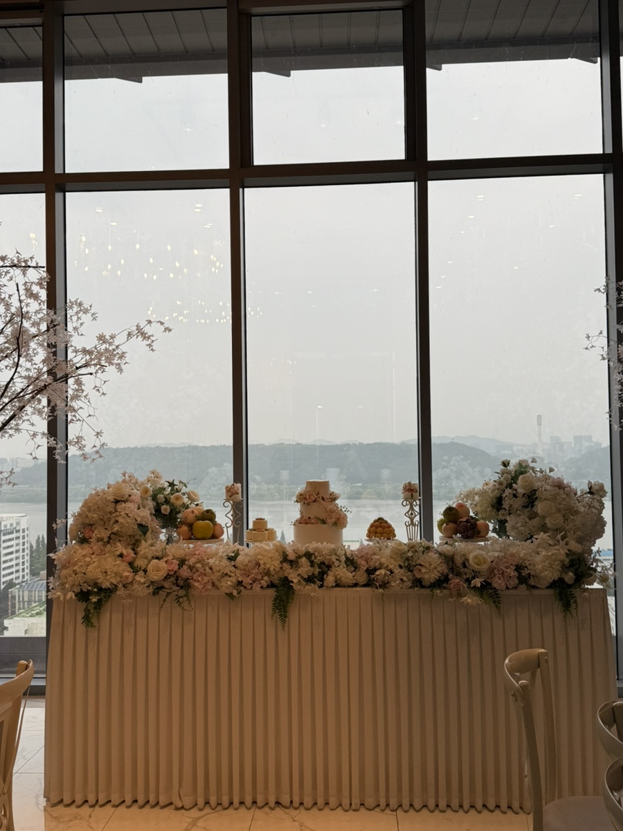 더퍼스트클래스파티 강서NH서울타워점 사진 3