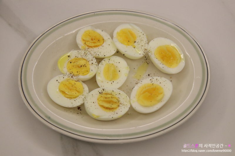 아침식사메뉴 반숙 계란 올리브오일 간단 아침식단 레시피