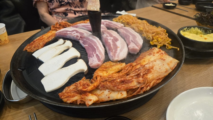 돈판사판 일산식사점 사진 3