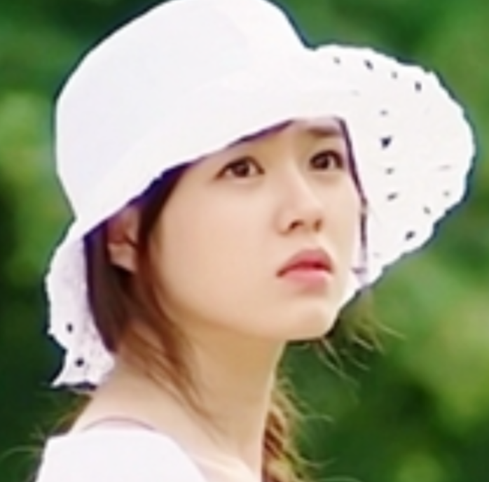 손예진도 인정했다...어린 시절 닮은꼴로 불렸던 배우 정체