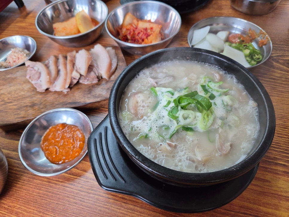 세맛원종동장터순대국 신기점 사진 1