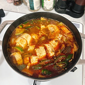 소고기 순두부찌개 만들기! 소고기 다짐육으로 끓이는 얼큰 순두부찌개 레시피