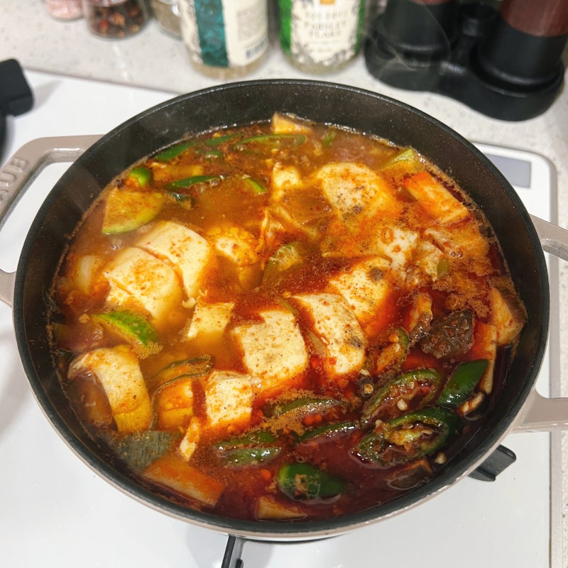 소고기 순두부찌개 만들기! 소고기 다짐육으로 끓이는 얼큰 순두부찌개 레시피