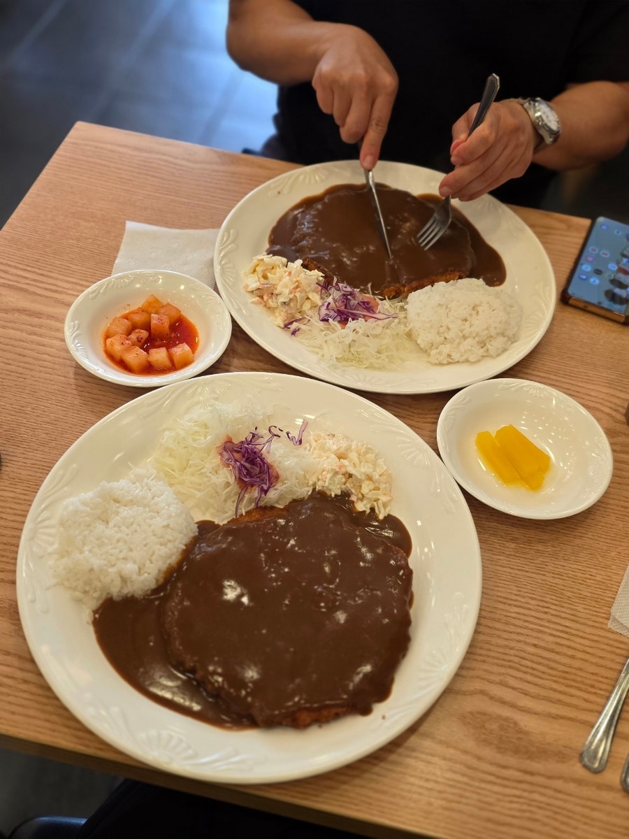 아줌마돈까스 가양점 사진 3