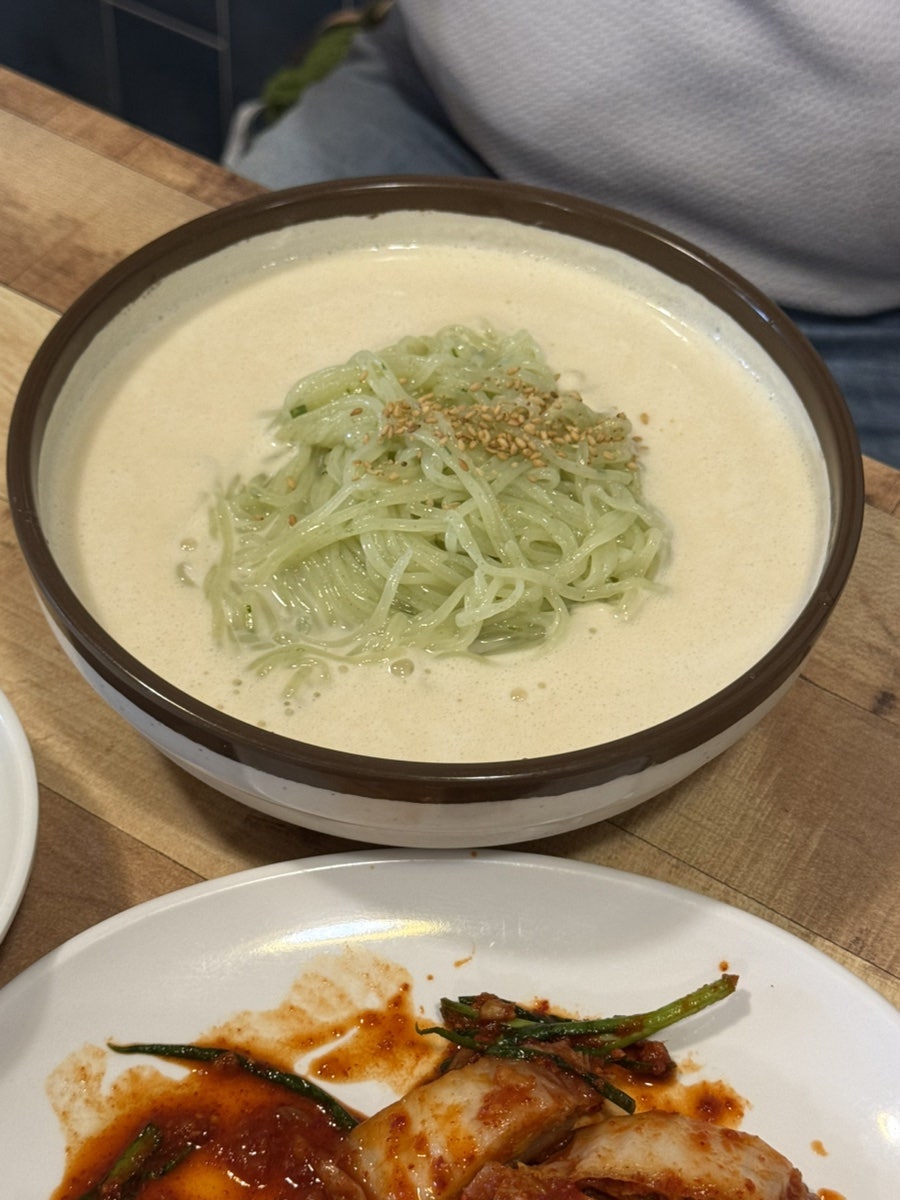 양평뽕잎해물칼국수 사진 6