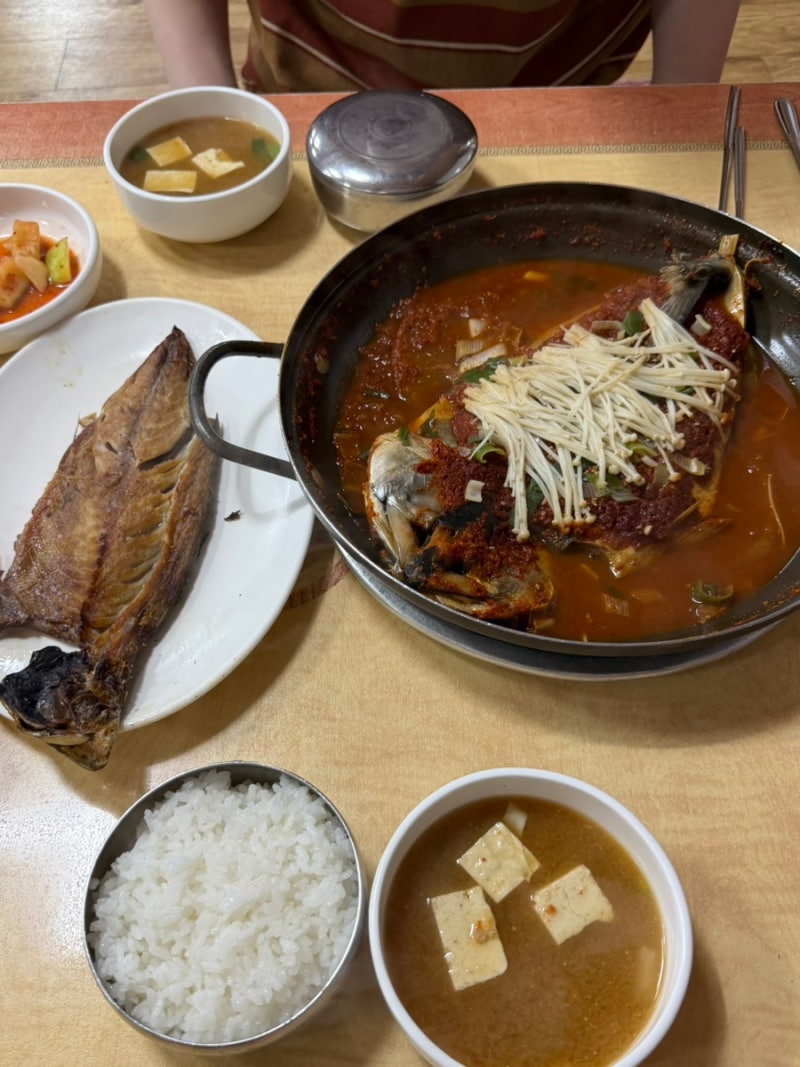 [블루리본 맛집]경상북도 안동에 위치한 유명 방송에 출연한 인증된 안동간고등어 맛집 일직....
