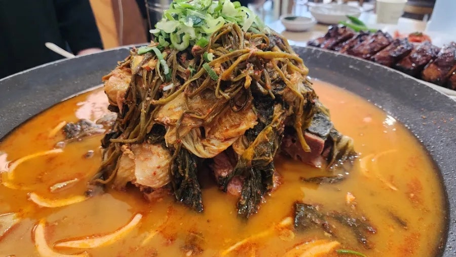 진팔팔감자탕 본점 사진 2