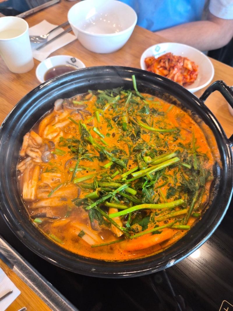 등촌샤브칼국수 본점 | 주말 웨이팅 · 일산칼국수와 비교