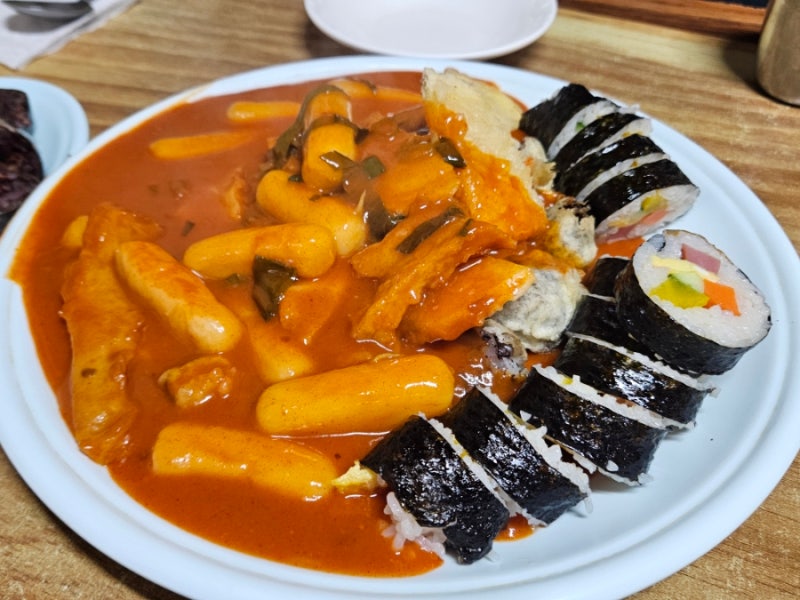 러브파이 분식 : 서귀포 떡볶이 맛집 후기, 순대,튀김도 맛있어요