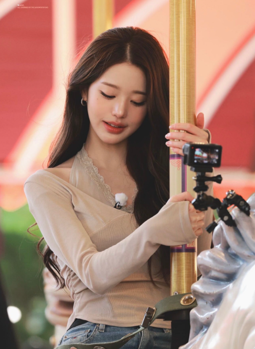 IVE's Everland Look: Real College Girl Fashion and Aesthetic
