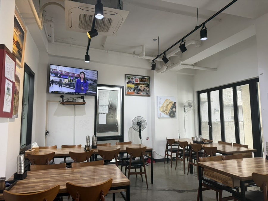 동진식당 공항점 사진 2