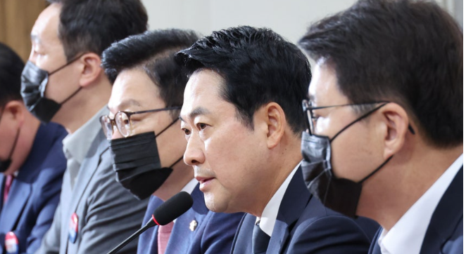 카지노 만든 건 이재명"…단일종목 <b>레버리지 ETF</b> 논란 전면 확산