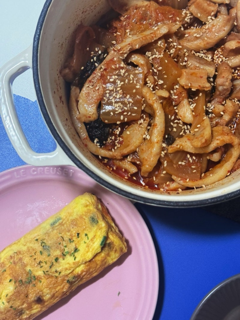 들기름 항정김치찜 노트필기.. (강민경레시피 추정)_ 앞으로 들기름이 안들어간 김치찜은 김....