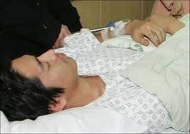 "촬영인 줄 알았는데…" 차가 한지민에게 돌진하자, 1초도 망설이지 않고 몸 던진 남배우
