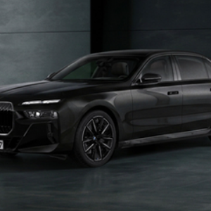 "블랙 디테일 강화" BMW 740i xDrive M 스포츠 프로 국내 출시