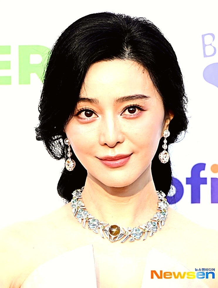 판빙빙 부천영화제 레전드 갱신! 리처드 퀸 드레스 착장과 감탄 자아내는 국내외 스타들의 ....