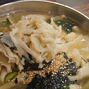 대구 태전동 칠곡 노포  칼국수 칼제비 빈대떡 맛집 손해집손칼국수 손본점