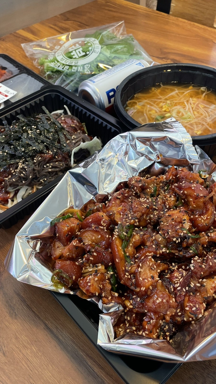 빨간돼지왕족발 사진 6