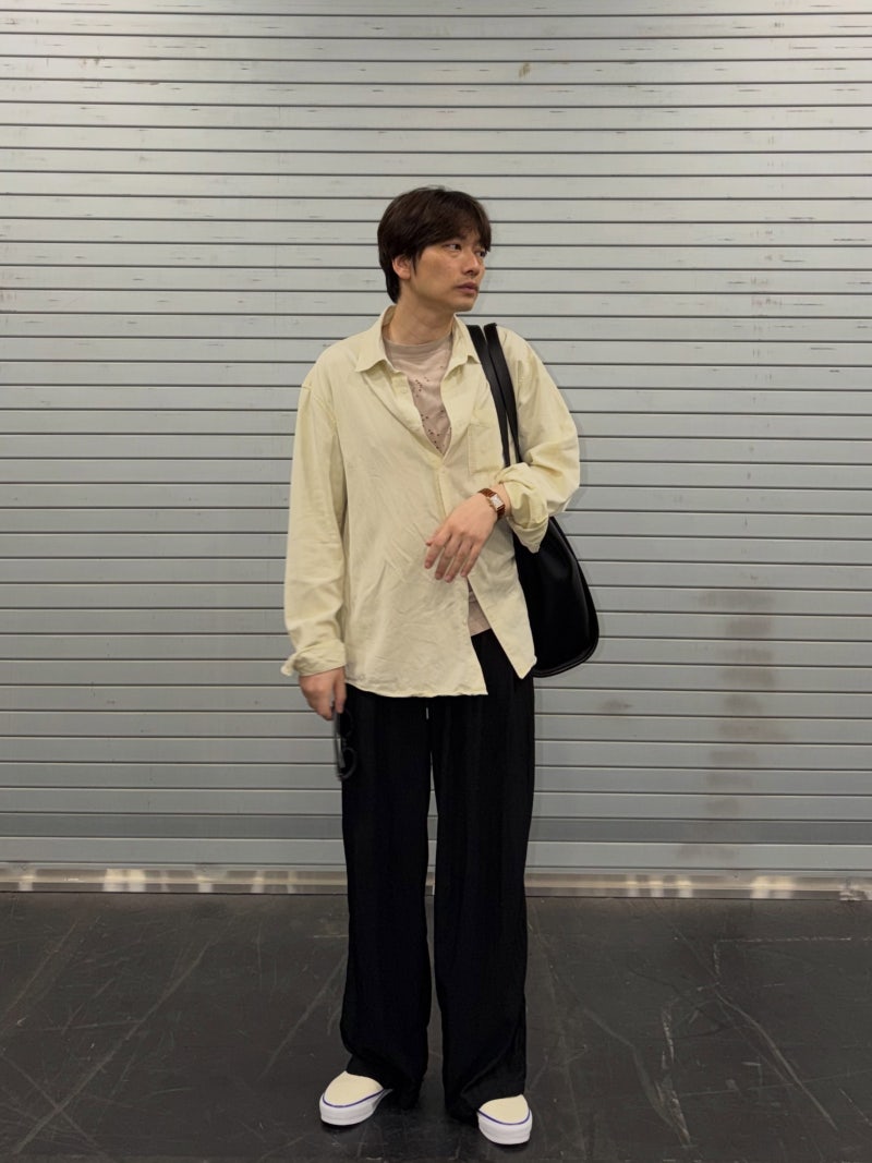 이동휘가 무심하게 든 보테가 베네타 가방..이 토트백 가격이 실화임..?!