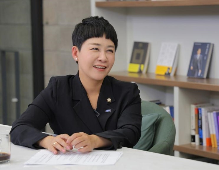 '가수 출신 조국혁신당 <b>국회의원</b>' <b>김재원</b> 학력 및 정치 경력과... 