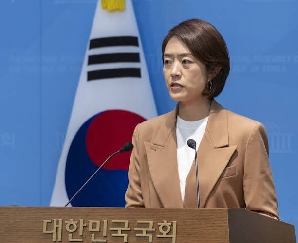 "정청래에 불만 많다" 고민정, 결국 칼 뽑았다…8일 당대표 출마 전격 선언