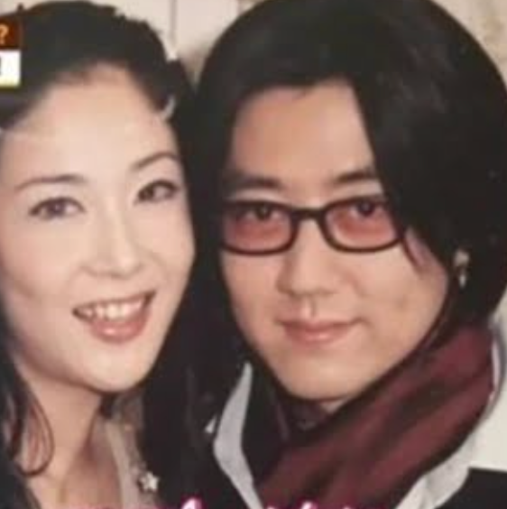 “결혼 20년만에 이혼했는데 돈때문에 전남편과 함께 방송했다...” 여배우의 솔직 고백.jpg
