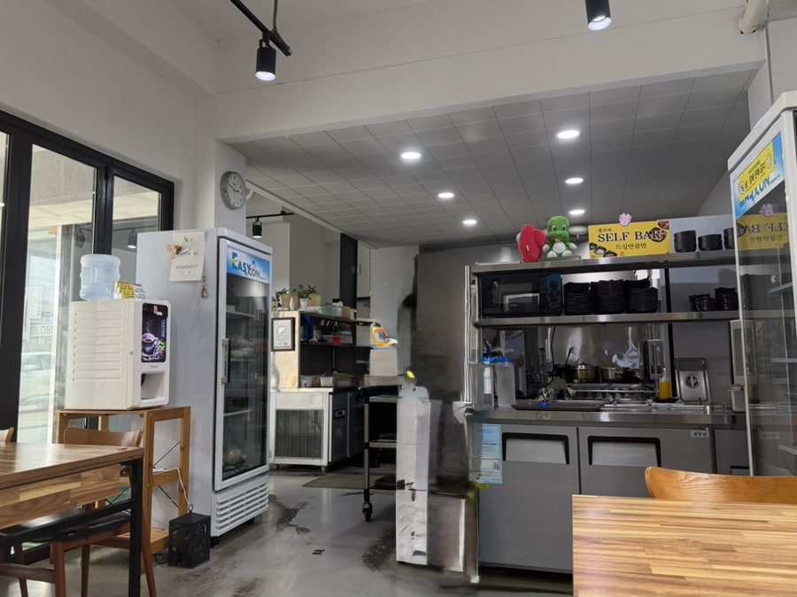 동진식당 공항점 사진 1