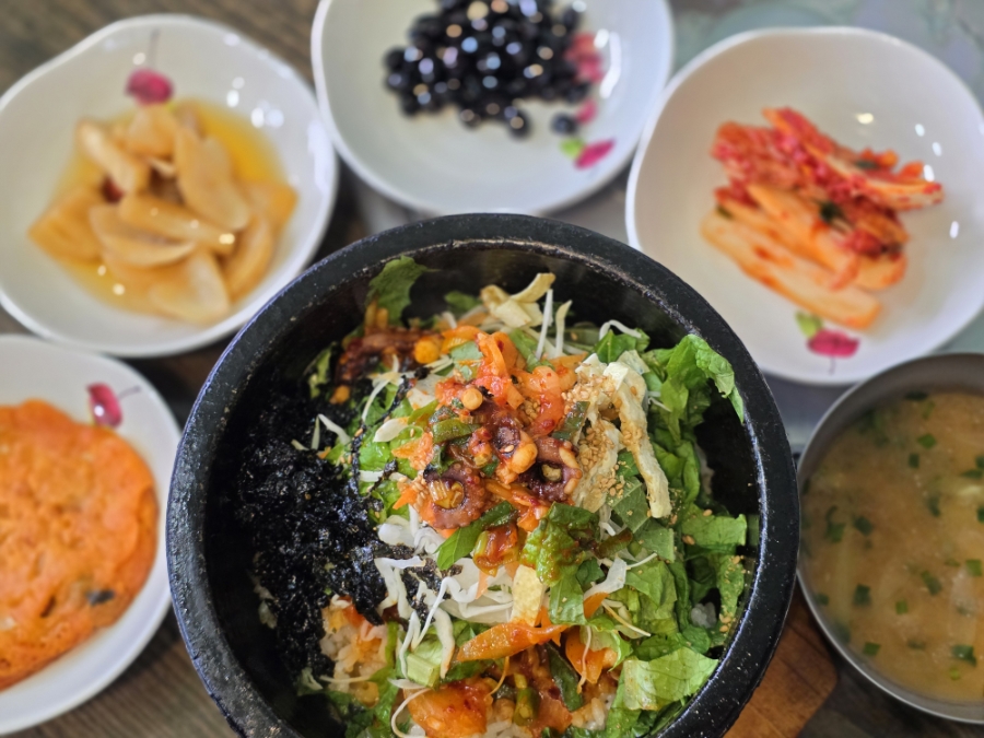 산과들비빔밥 사진 1