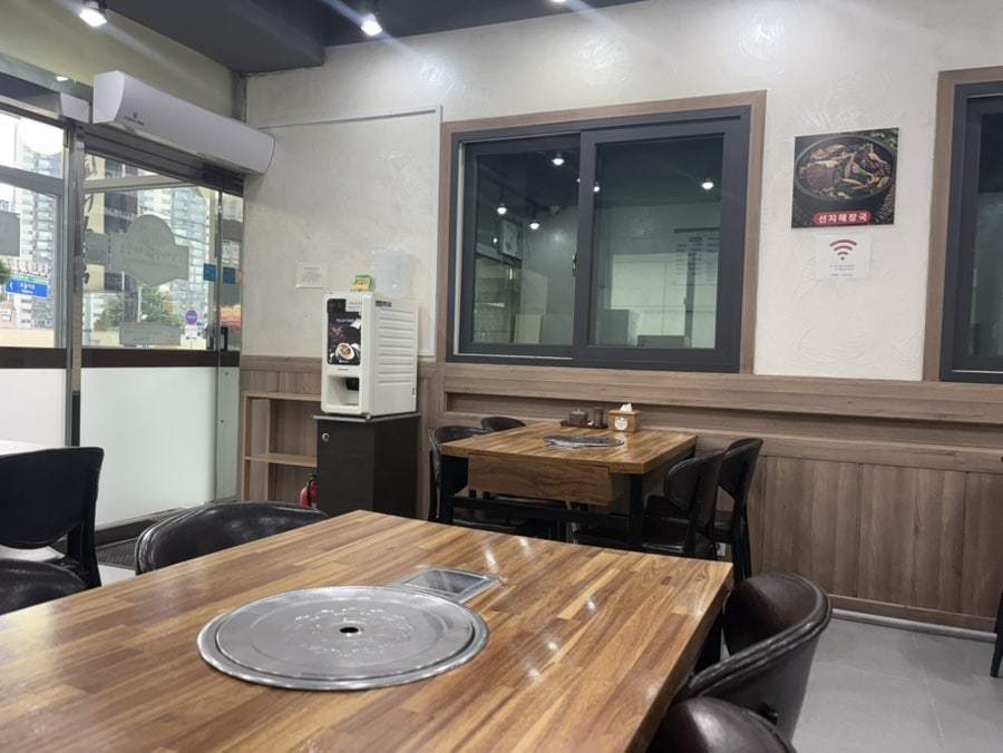 Jeonjugamjatanghaejangguk Gwangjujeom photo 3