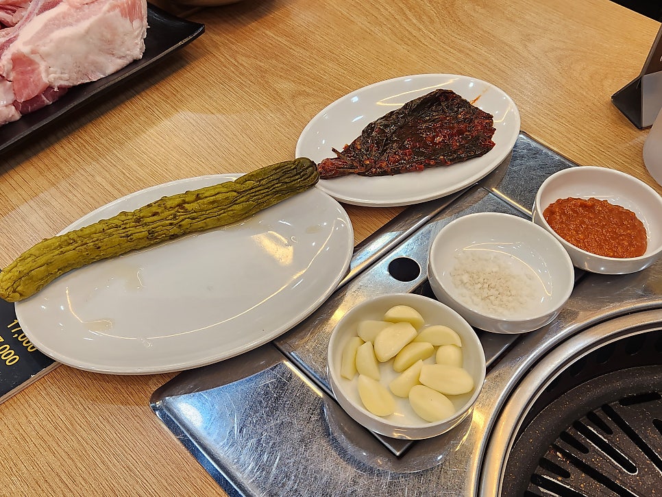 지리산왕재봉흑돼지 사진 5