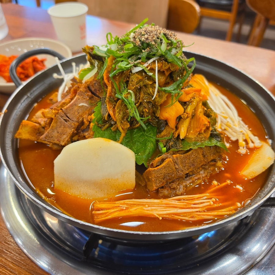 서부청기와감자탕 망원역점 사진 5