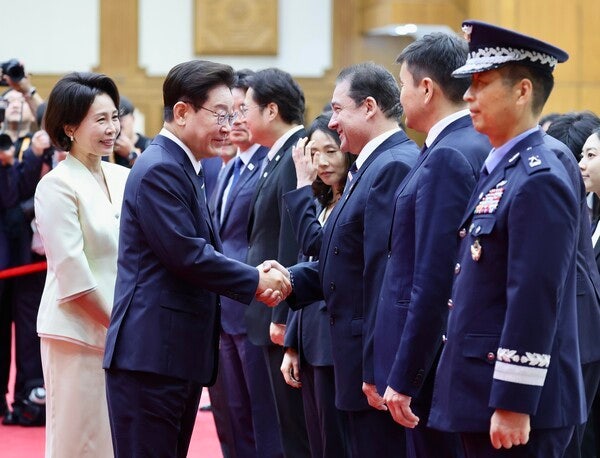 <b>이재명</b>·NATO 정상회의, ‘방산 세일즈 외교’ 본격…<b>몽골</b>... 