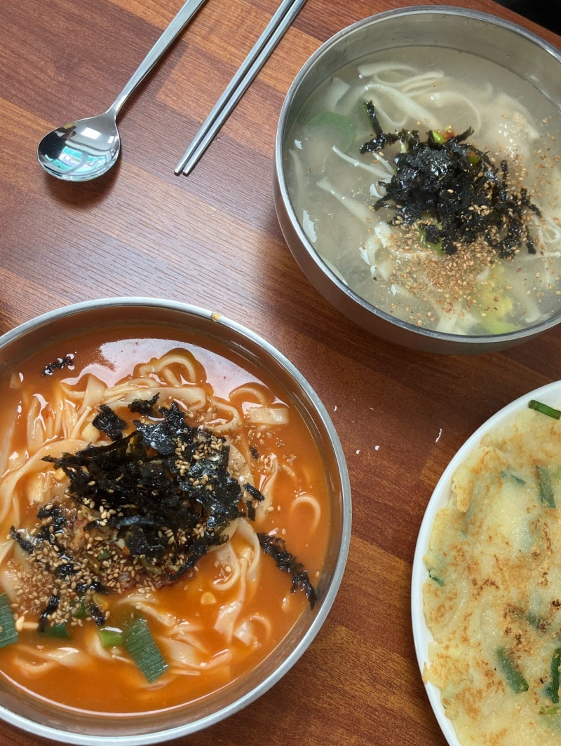 강릉중앙시장 현지인맛집 옹심이 장칼국수 옛날 그 가격 그대로 맛보기