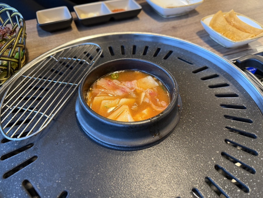 꽃담우정육식당 기업도시직영점 사진 4
