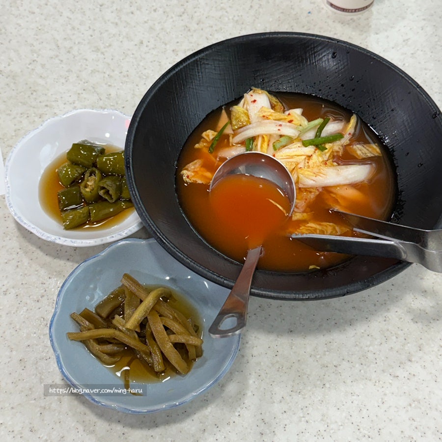Nyuyokbadatgajae Singijeom photo 4