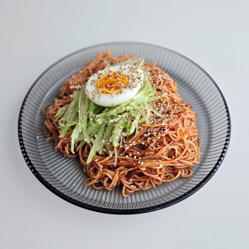새콤달콤 비빔국수 양념장 간단 비빔국수 레시피