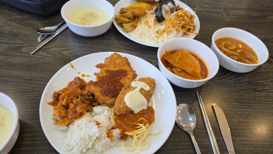 돈까스&백반 사진 5