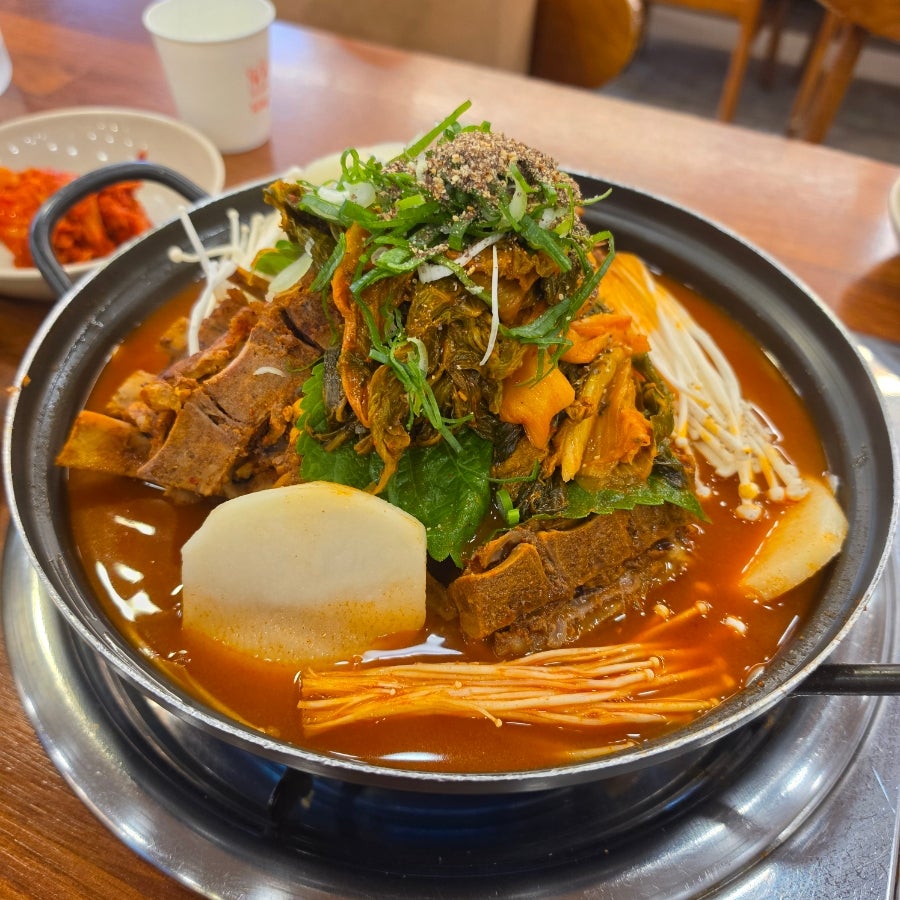 서부청기와감자탕 망원역점 사진 4