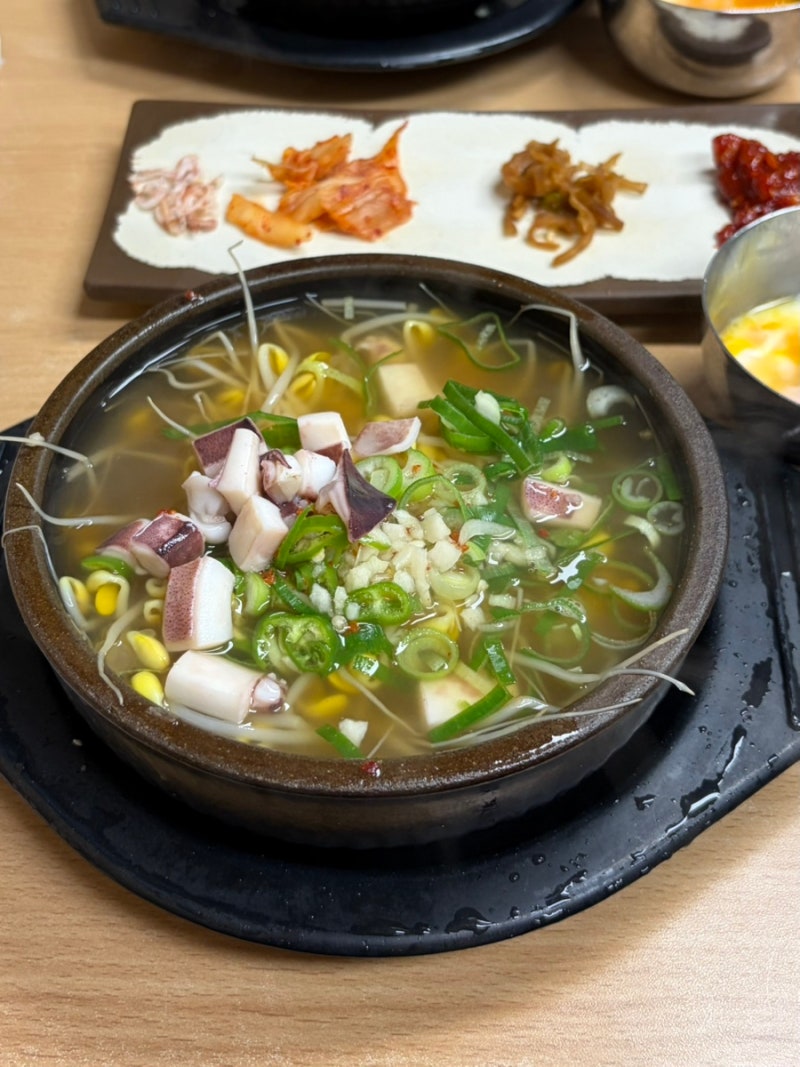 전주 맛집 추천 : 현대옥 남부시장점 콩나물국밥, 베테랑칼국수, 노트릭 카페