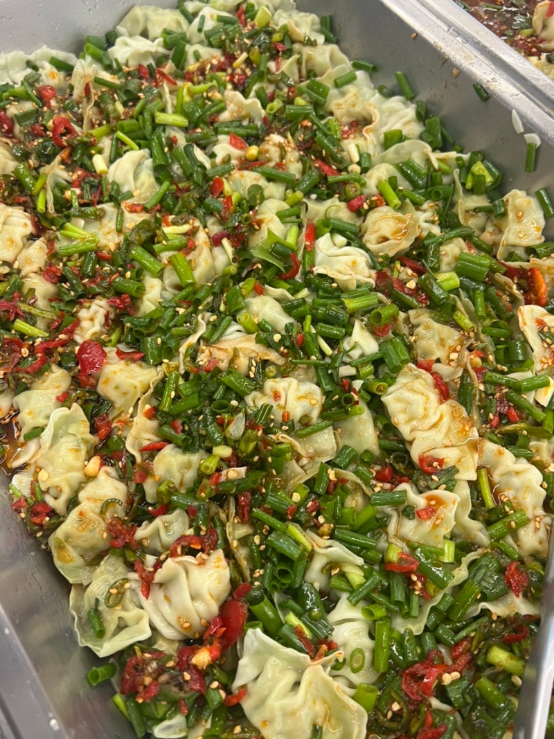 홍콩의 맛을 살린 만두요리 "칠리오일물만두/홍콩식물만두"만드는 법, 1인양, 단체급식