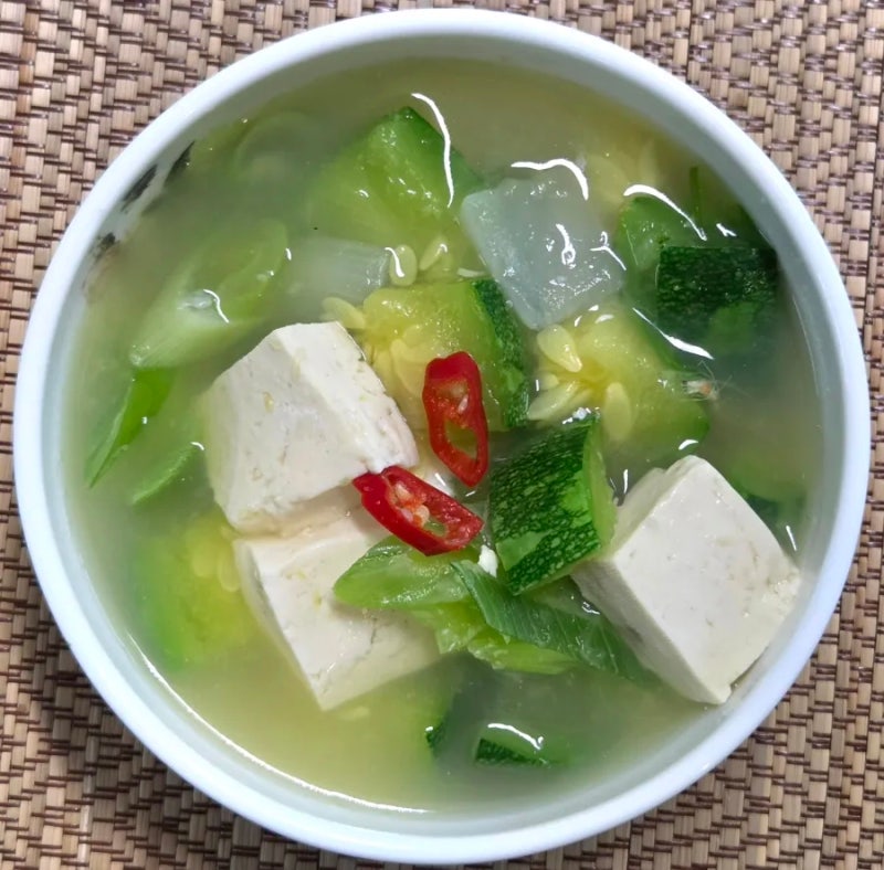 코인육수와 새우젓으로 깔끔하게! 달큰한 둥근호박 두부찌개 만들기 (고춧가루 없이 맑은 탕....