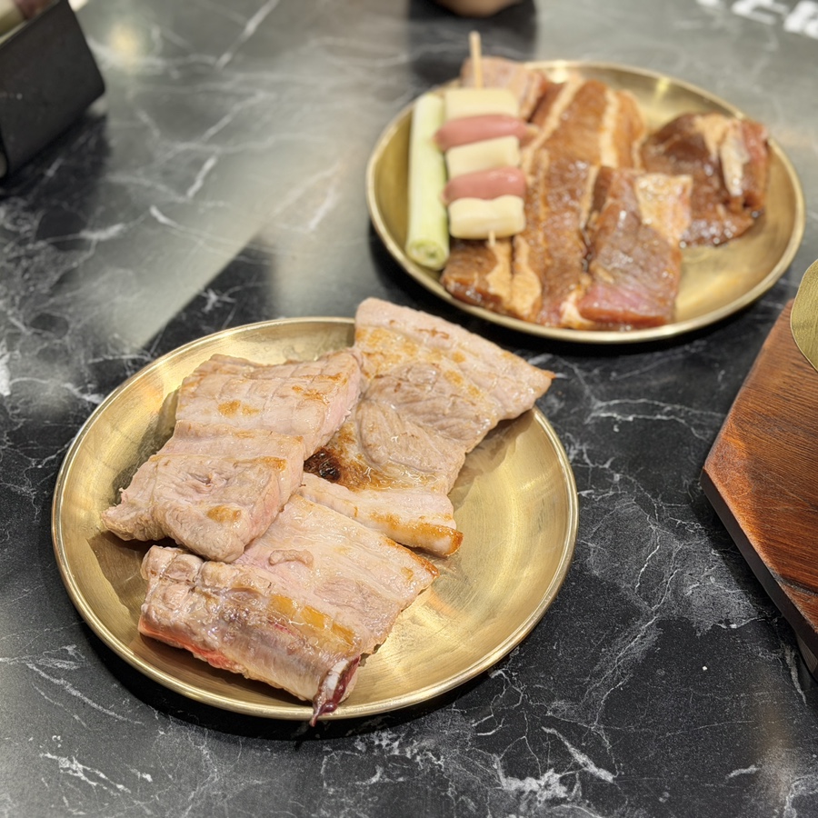 압구정화로구이 거창점 사진 1