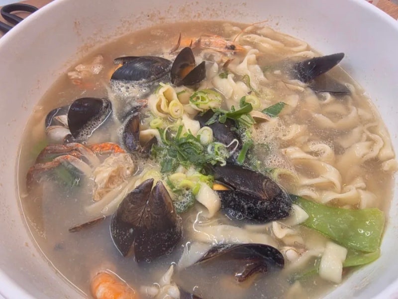 속초 칼국수 맛집 바다제면 메뉴 및 주차안내