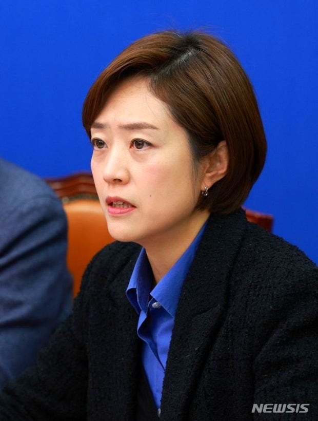 고민정 프로필 나이 고향 남편 조기영 나무위키 아나운서에서 의원 당대표 출마까지 총정리