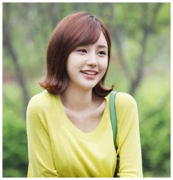 신사의 품격 그 상큼한 신인, 윤진이가 왜 '유혈사태' 육아 브이로거 됐나