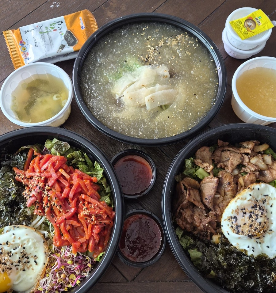 고기듬뿍대왕비빔밥&냉면 성연점 사진 1