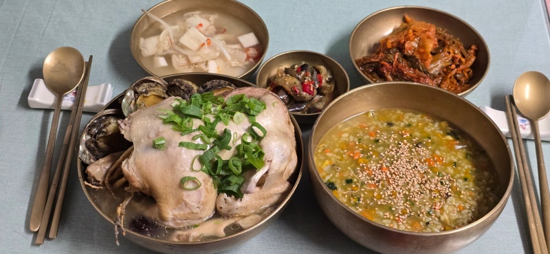 초복 보양식, 압력솥으로 삼계탕 끓이고 전복 내장죽까지 만들었어요
