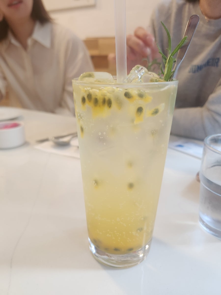 데칼코마니 사진 5
