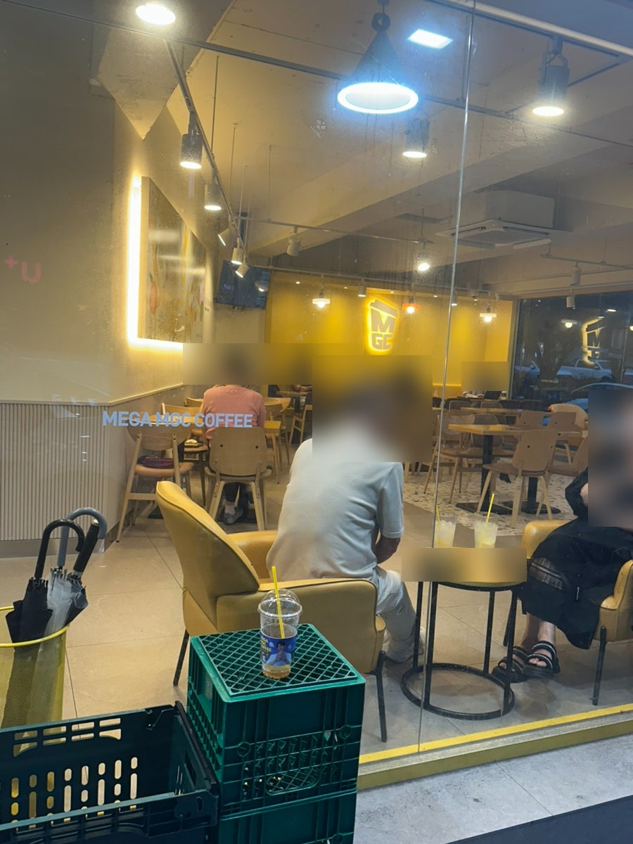 메가MGC커피 인천연수문남점 사진 3